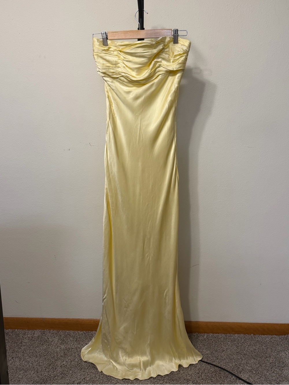 SHONA JOY Soft Yellow Strapless Dress